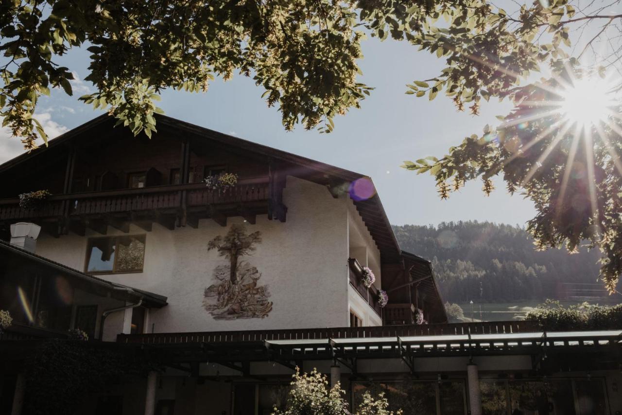 Parkhotel Matrei Matrei am Brenner Exterior photo