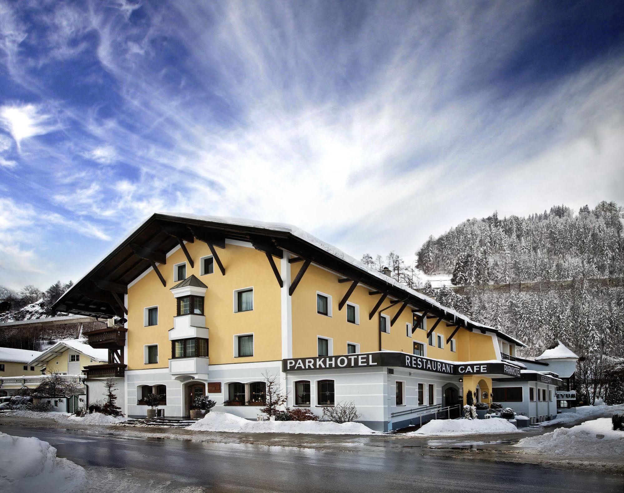 Parkhotel Matrei Matrei am Brenner Exterior photo